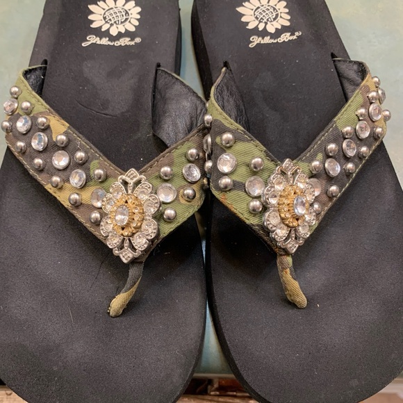 Yellow Box camouflage Black and Green Beaded Sandals - Picture 2 of 4